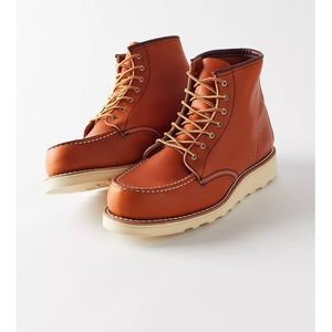 Red Wing 6-Inch Classic Women’s Moc Boot